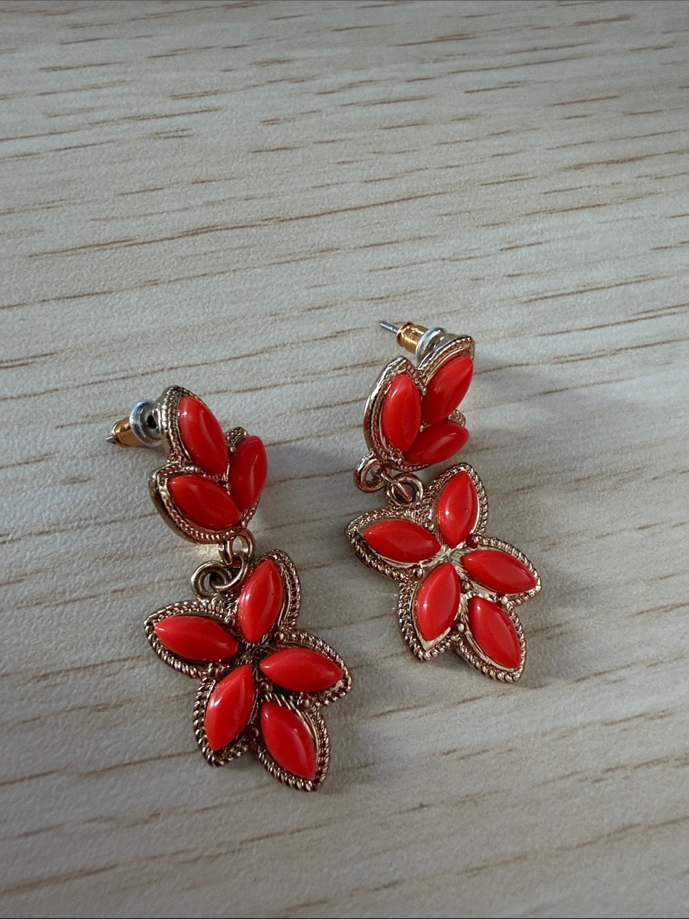 Red Floral Drop Earrings Like New